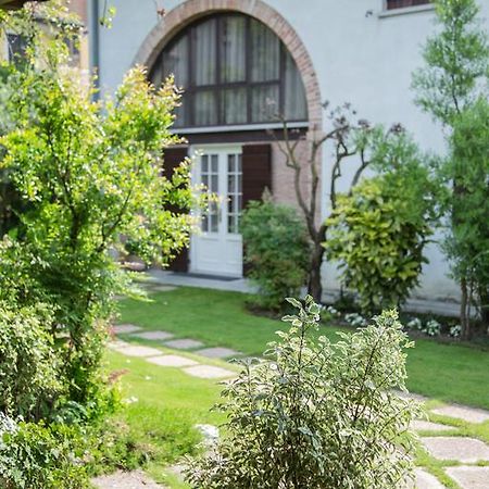 B&B Arco Di Pietra Куинто-ди-Тревизо Экстерьер фото